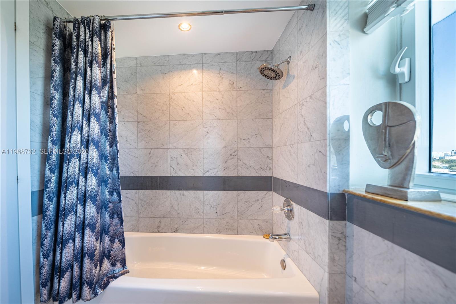 540 West Ave #611, Miami Beach FL 33139
