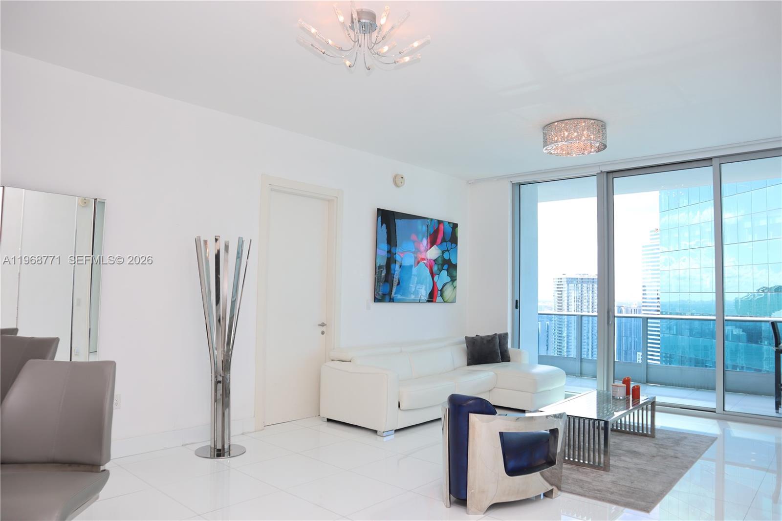 200 Biscayne Boulevard Way #4911, Miami FL 33131
