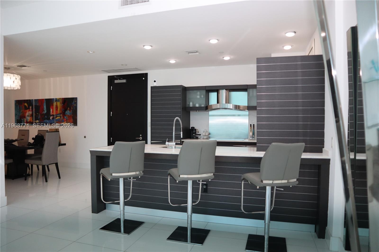 200 Biscayne Boulevard Way #4911, Miami FL 33131