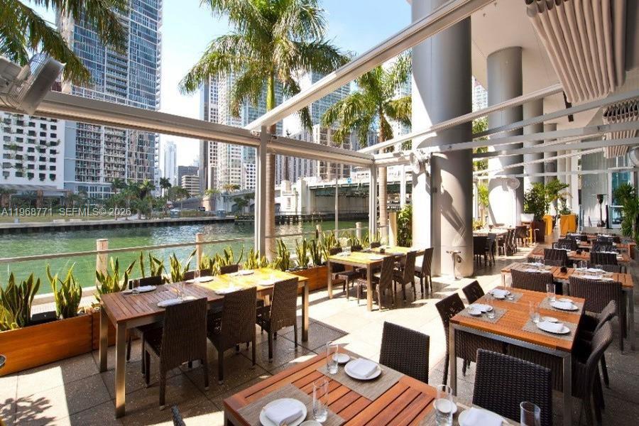 200 Biscayne Boulevard Way #4911, Miami FL 33131