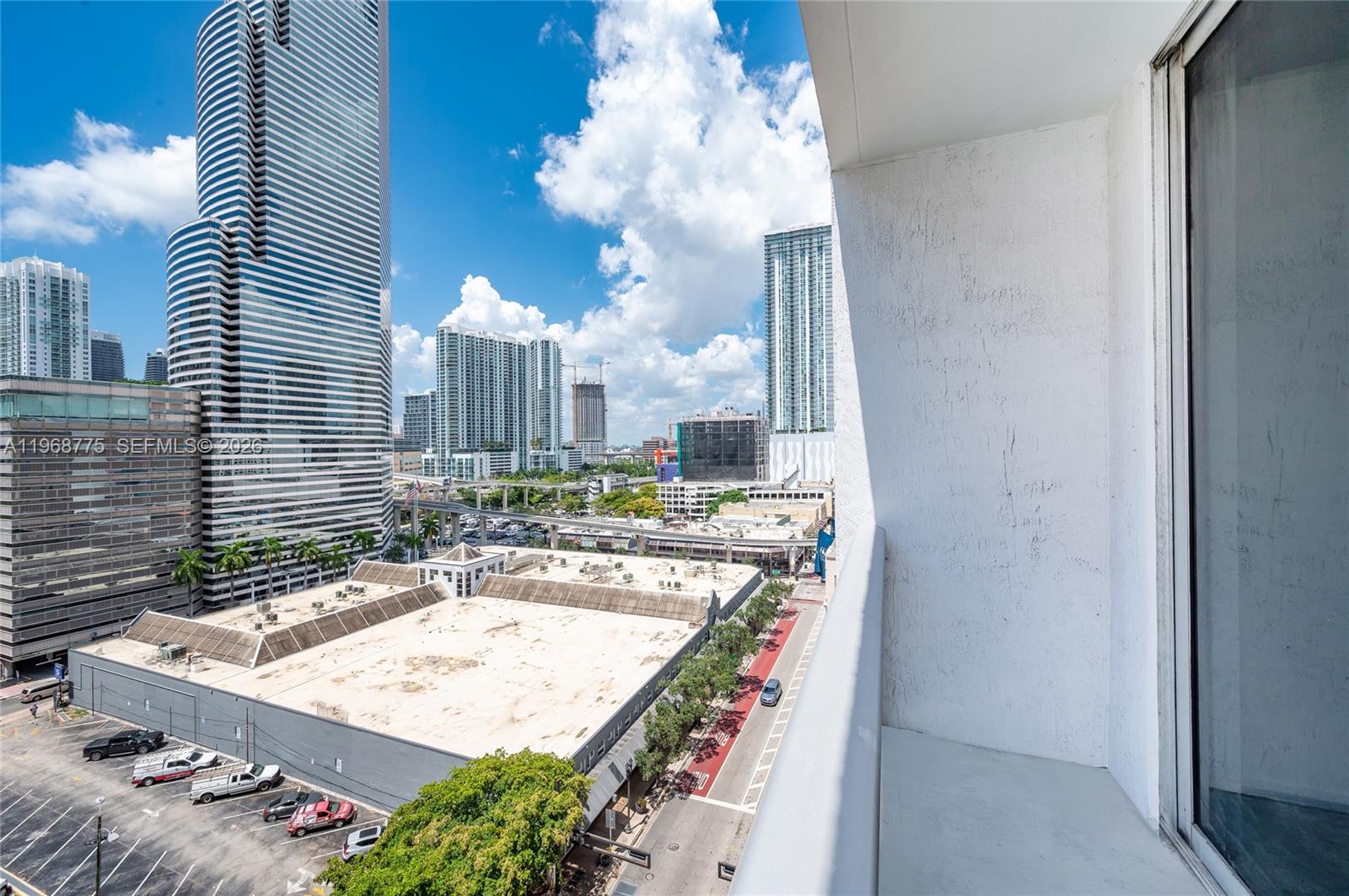 151 SE 1st St #909, Miami FL 33131