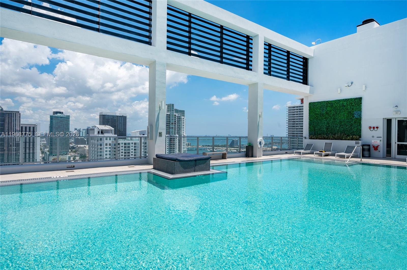 151 SE 1st St #909, Miami FL 33131