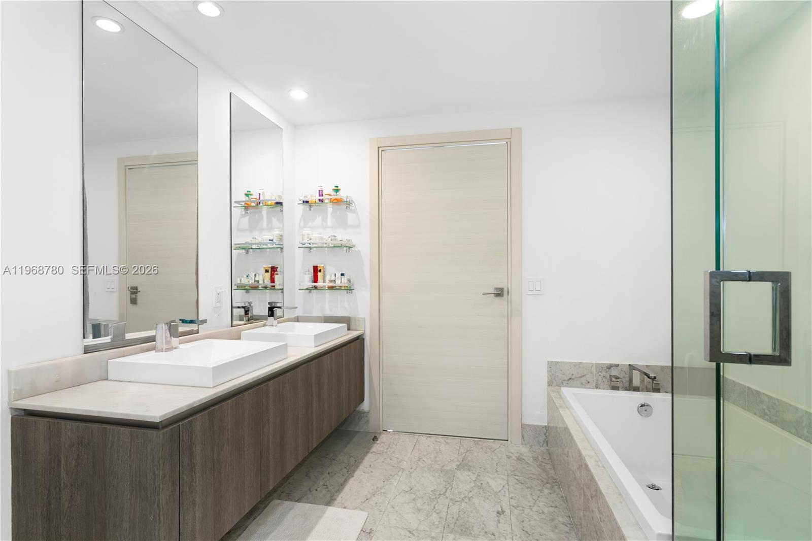 801 S Miami Ave #3310, Miami FL 33130