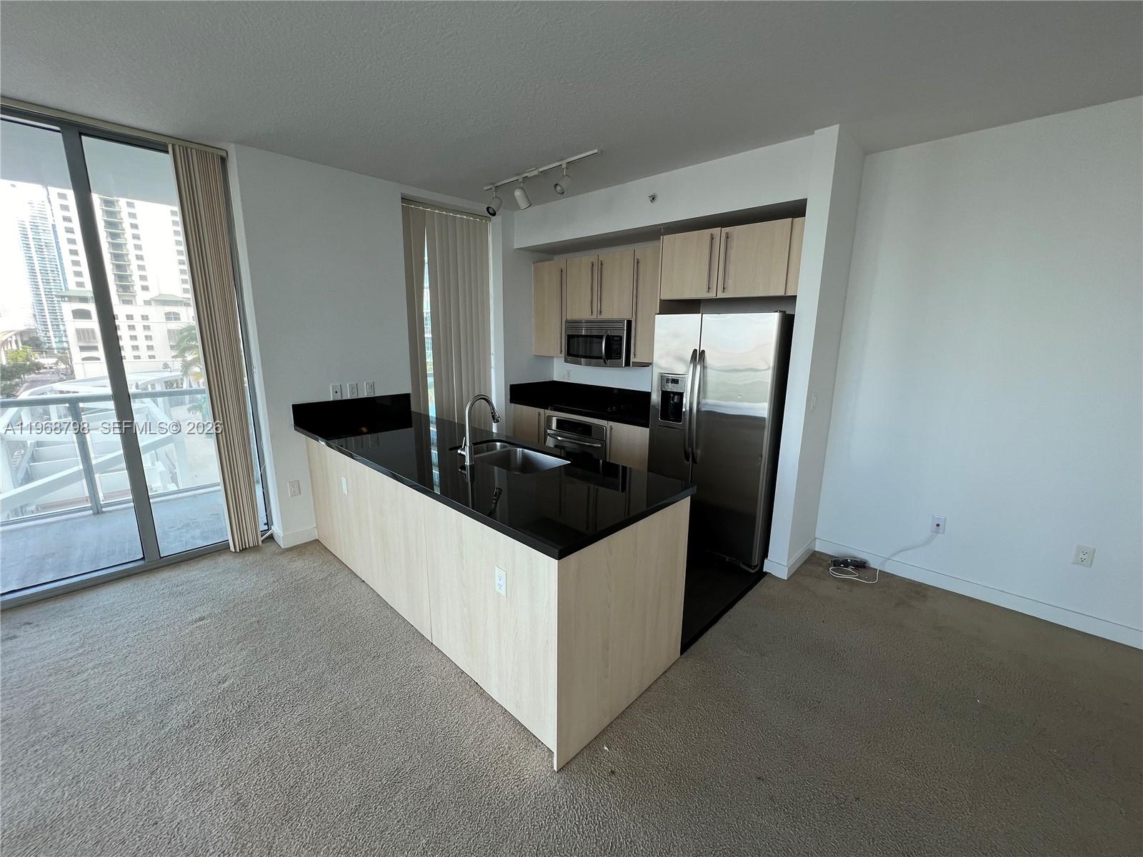 79 SW 12th St #1112-S, Miami FL 33130