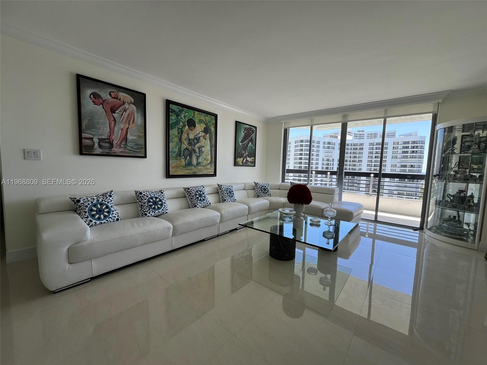 3530 Mystic Pointe Dr #1215, Aventura FL 33180