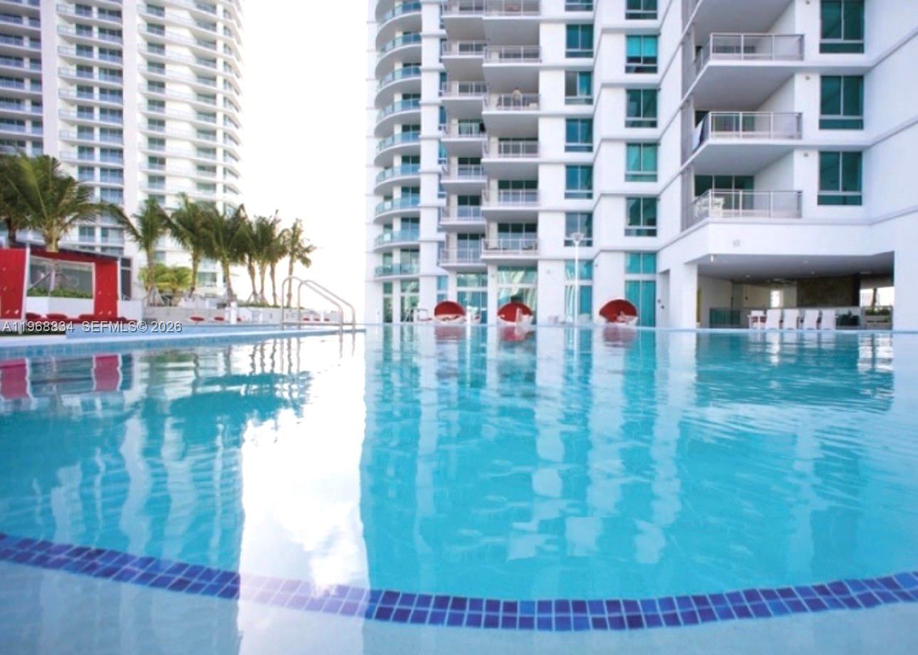 350 S Miami Ave #3310, Miami FL 33130