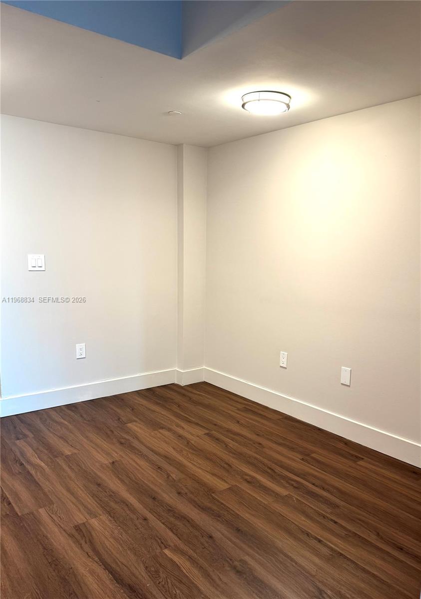 350 S Miami Ave #3310, Miami FL 33130
