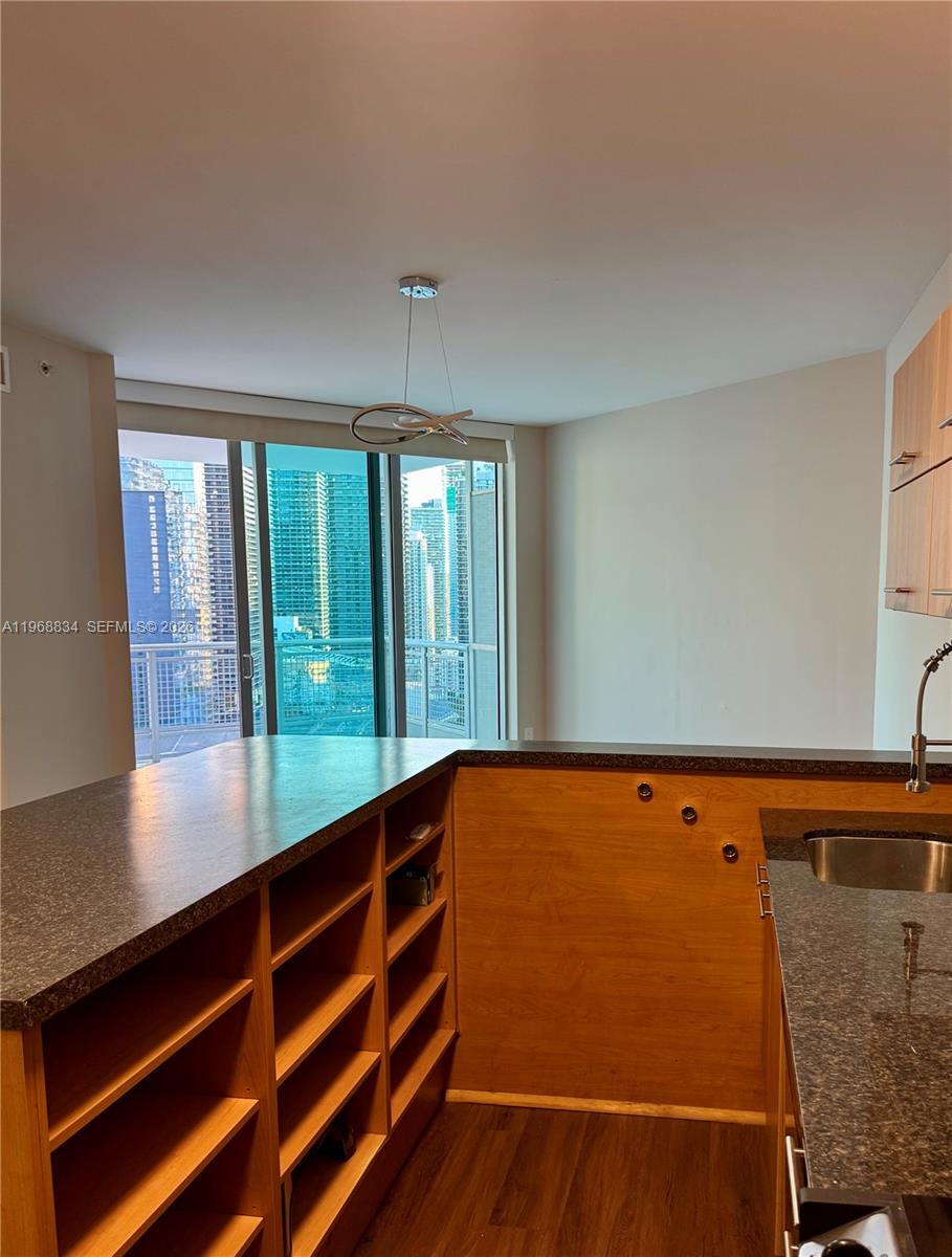 350 S Miami Ave #3310, Miami FL 33130