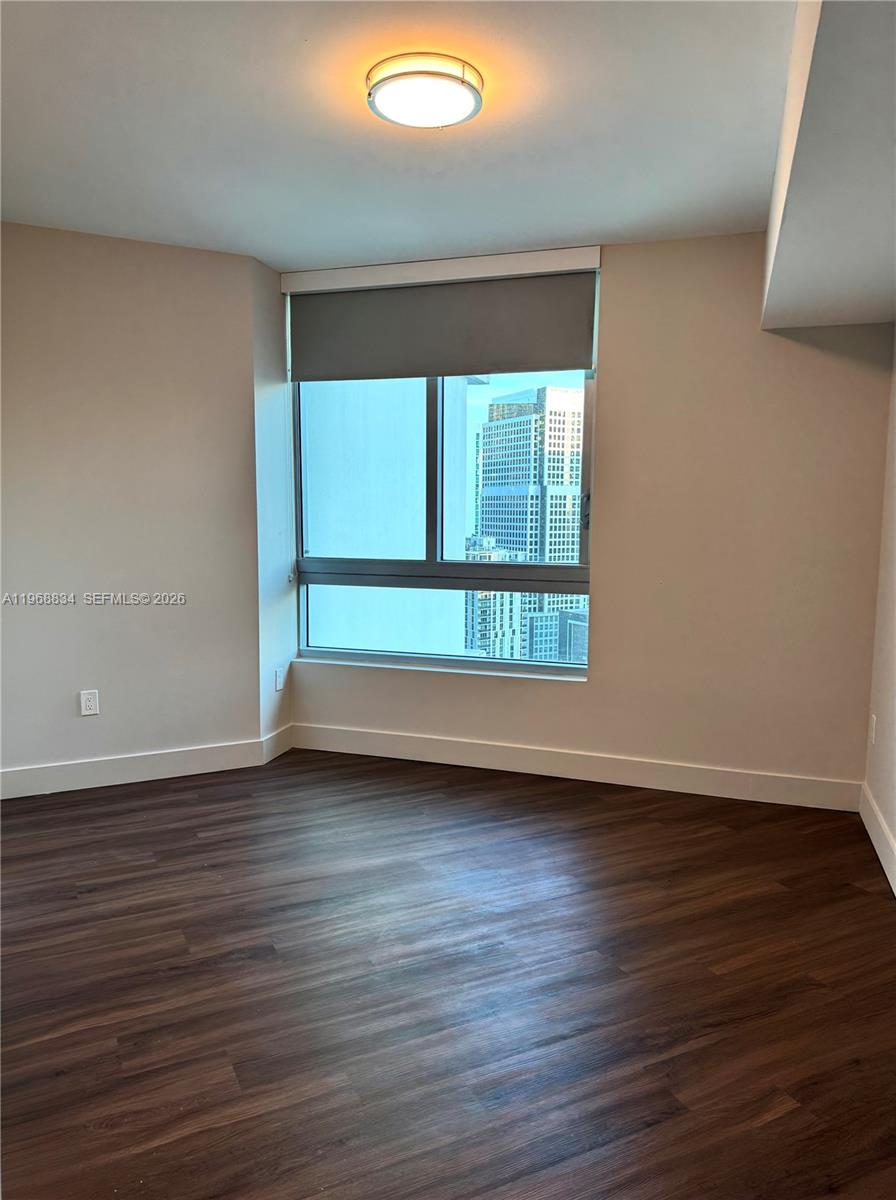 350 S Miami Ave #3310, Miami FL 33130