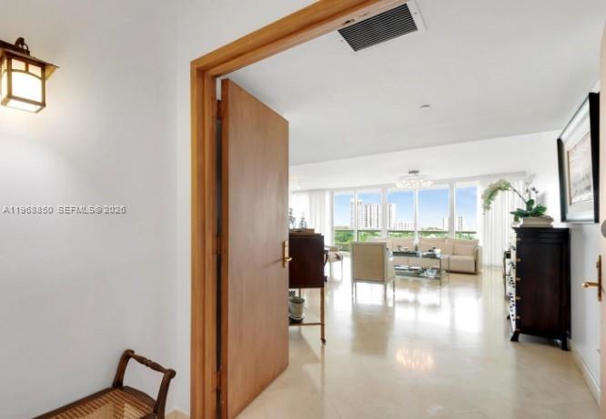 1643 Brickell Ave #1006, Miami FL 33129