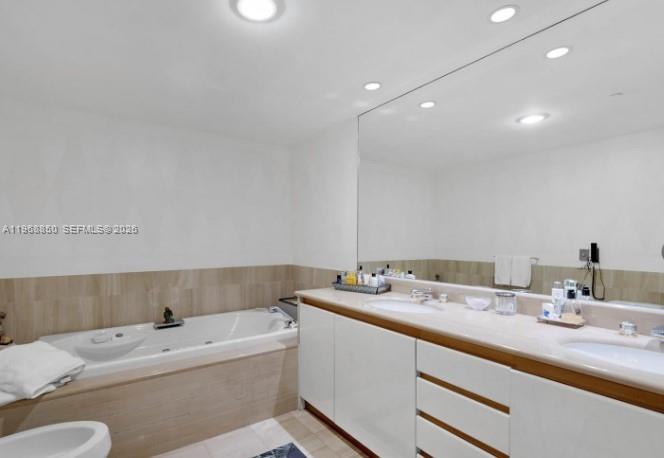 1643 Brickell Ave #1006, Miami FL 33129