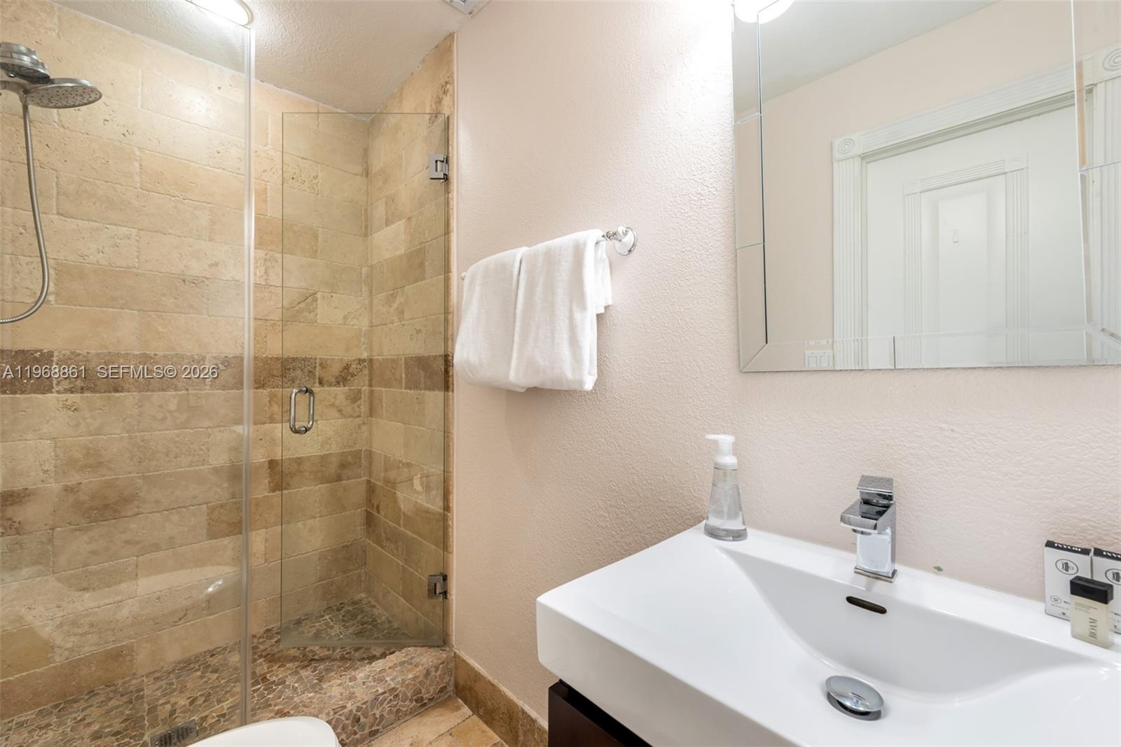 1173 NE 104th St, Miami Shores FL 33138