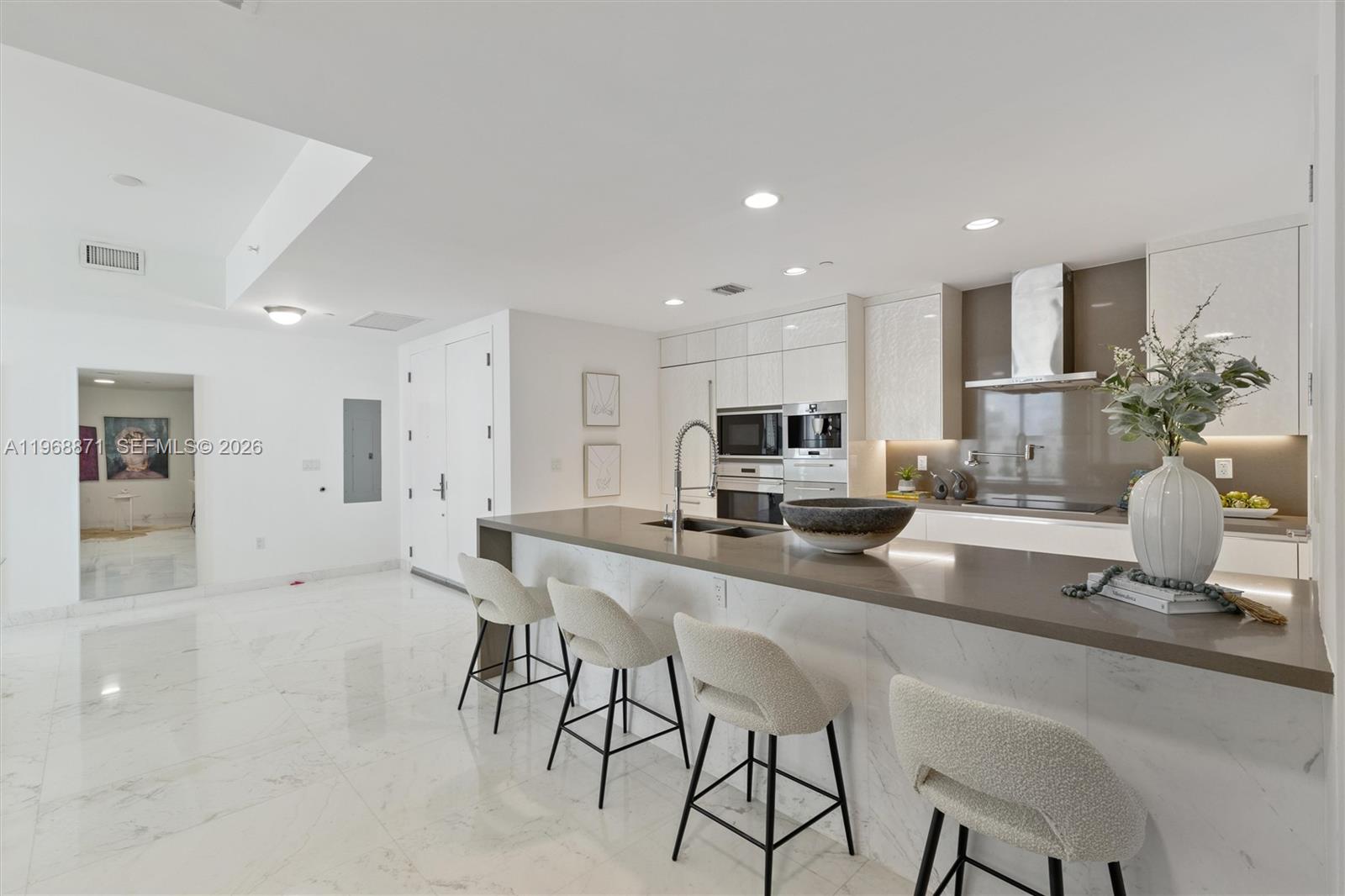 17475 Collins Ave #703, Sunny Isles Beach FL 33160