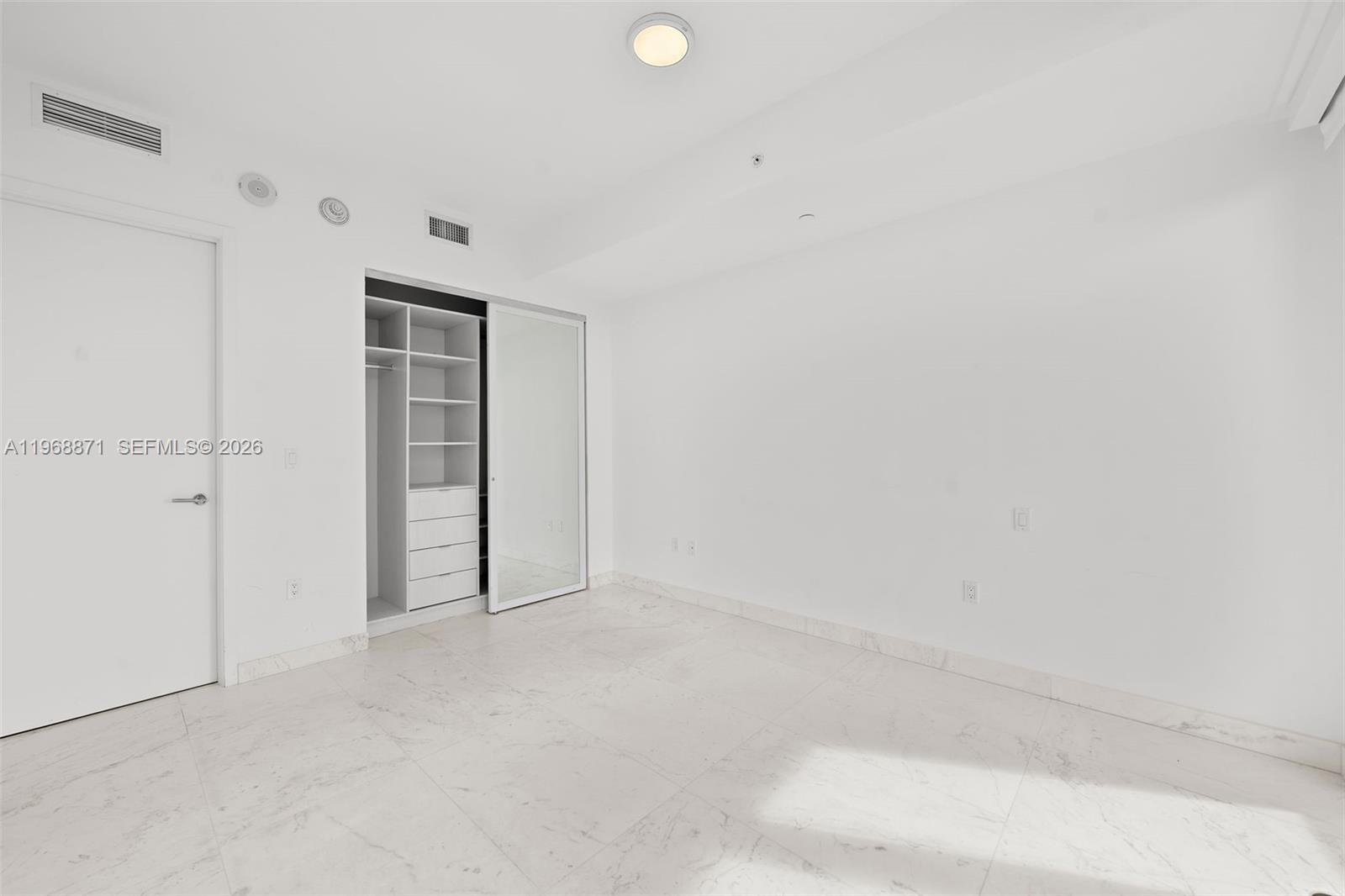 17475 Collins Ave #703, Sunny Isles Beach FL 33160