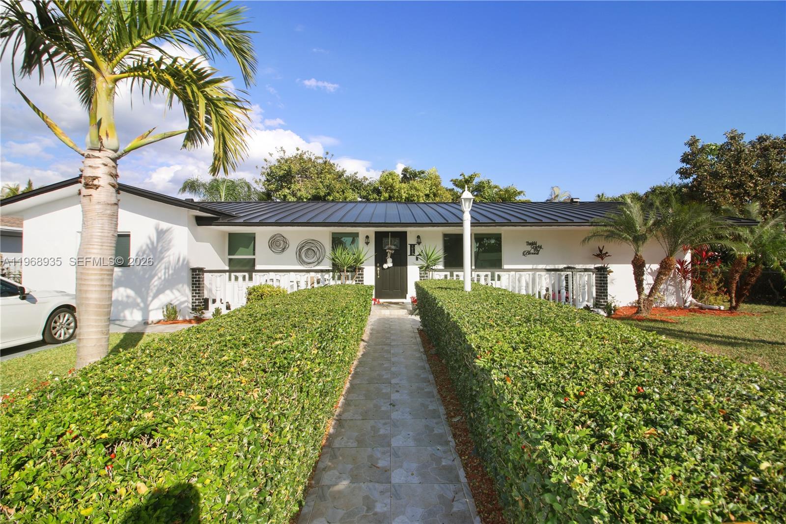 16323 SW 103rd Pl, Miami FL 33157