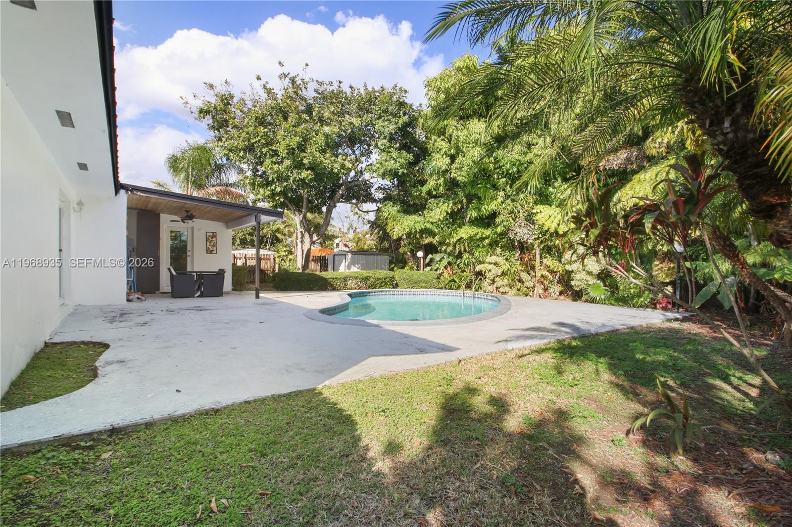 16323 SW 103rd Pl, Miami FL 33157
