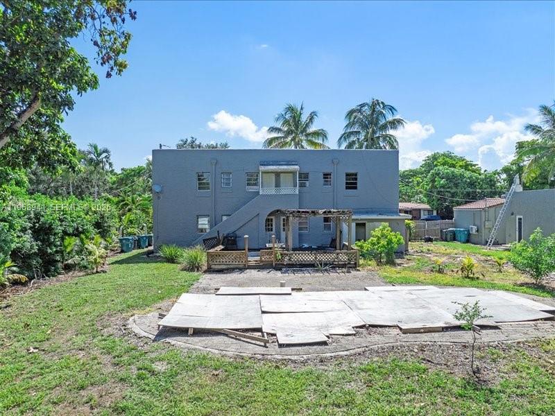 11402 NE 8th Ct, Biscayne Park FL 33161