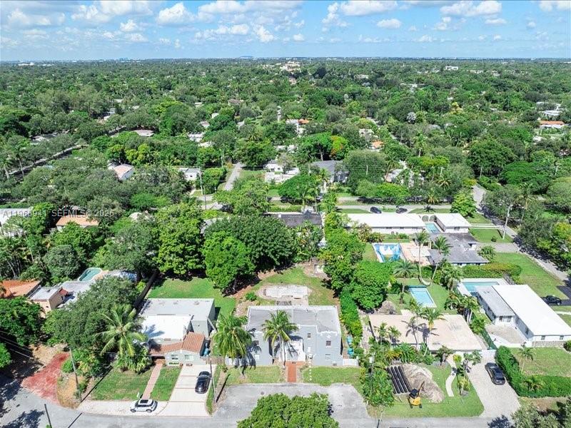 11402 NE 8th Ct, Biscayne Park FL 33161