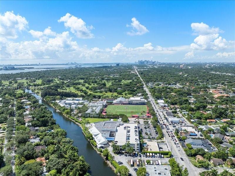 11402 NE 8th Ct, Biscayne Park FL 33161