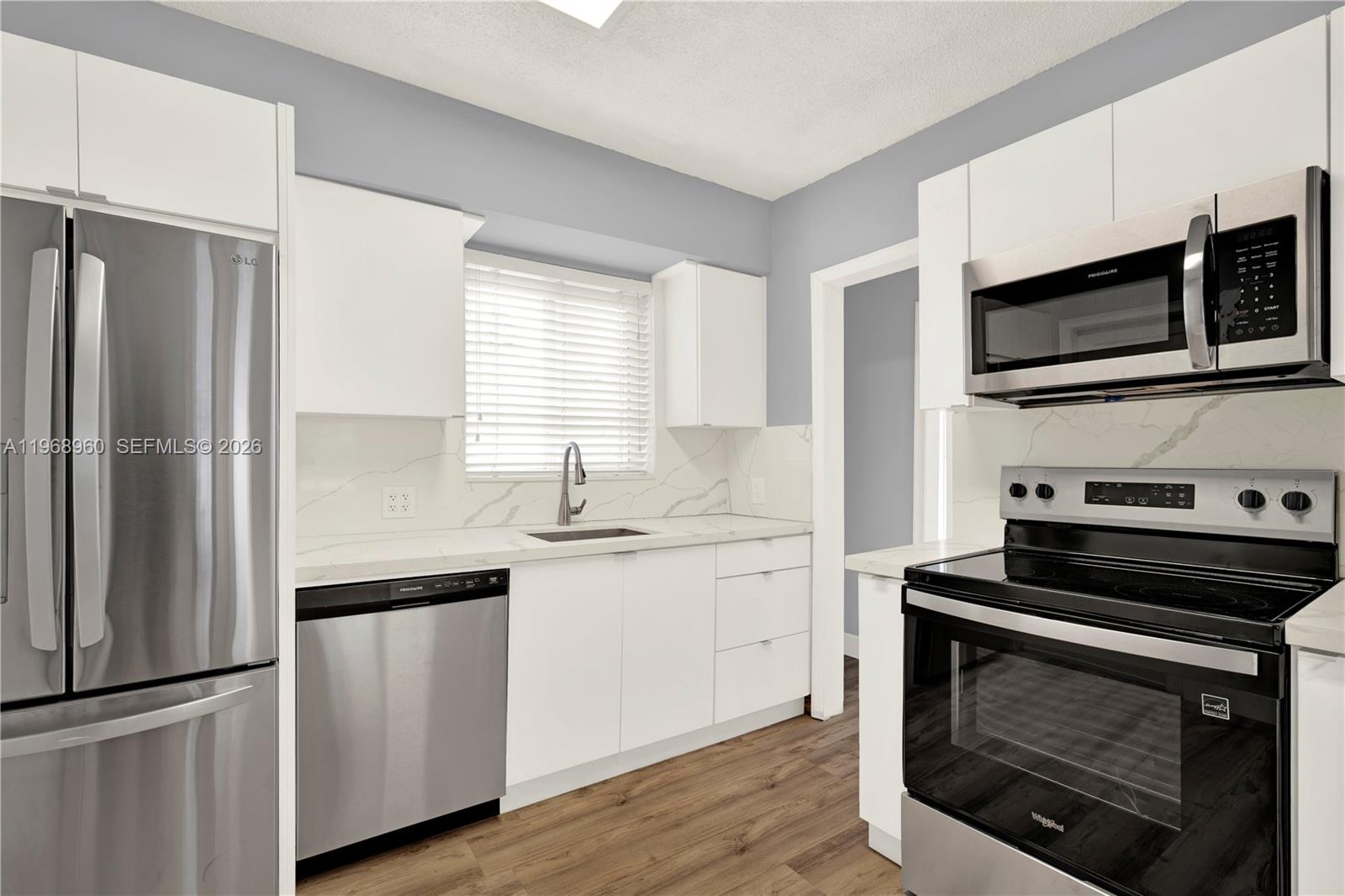 2001 SW 37th Ave, Miami FL 33145
