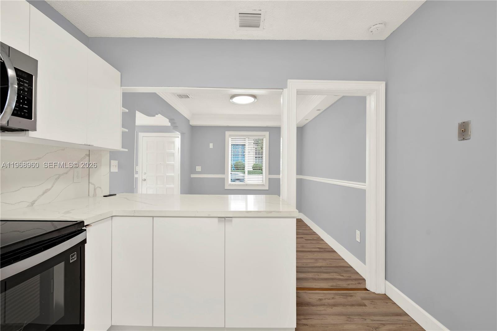 2001 SW 37th Ave, Miami FL 33145