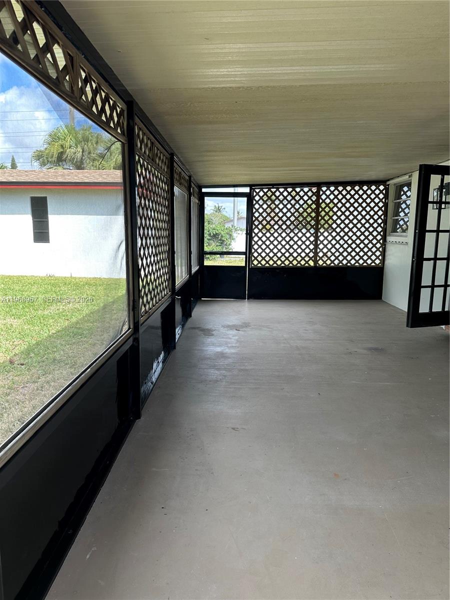 15200 SW 109 ave, Miami FL 33157