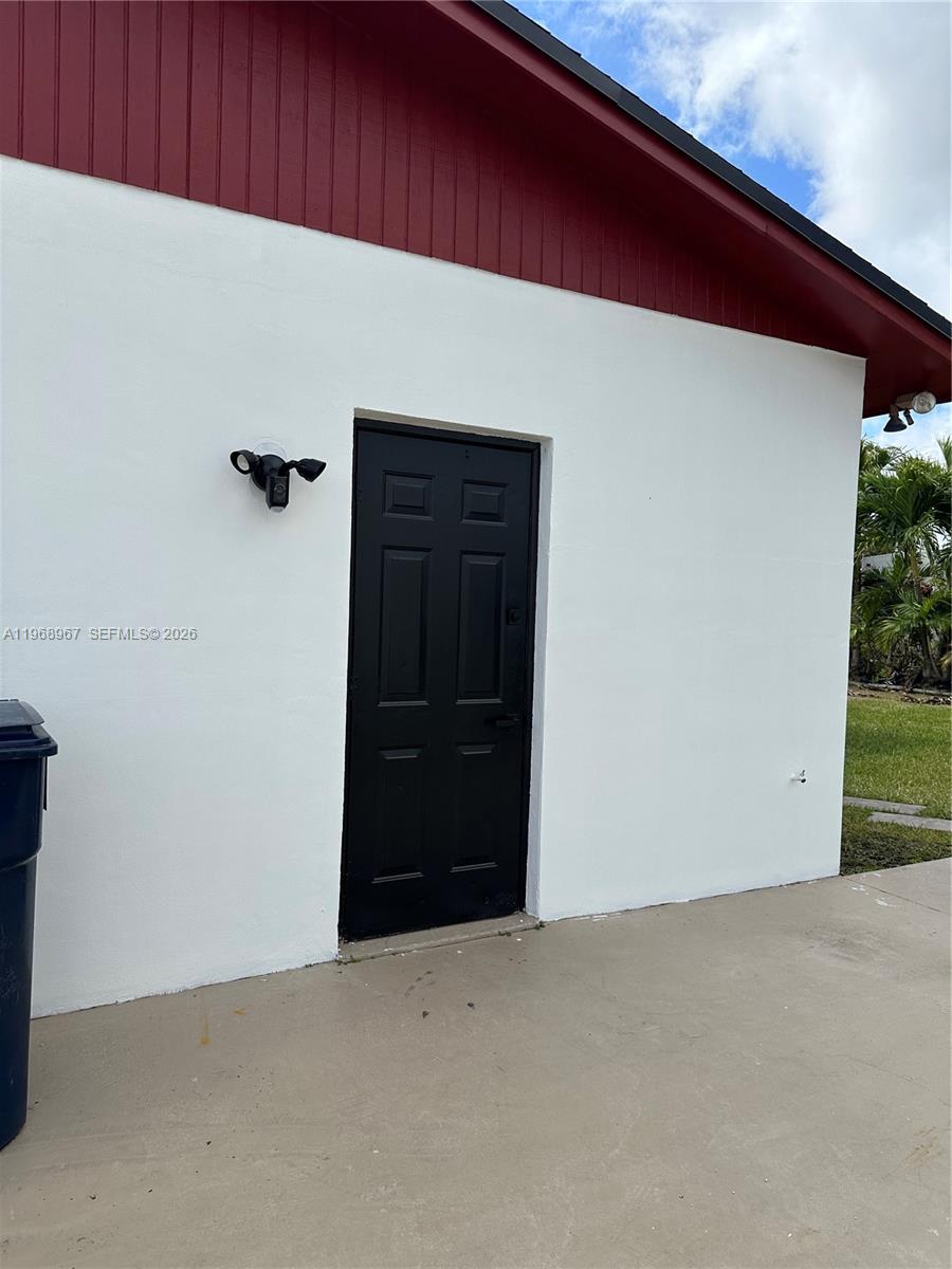 15200 SW 109 ave, Miami FL 33157
