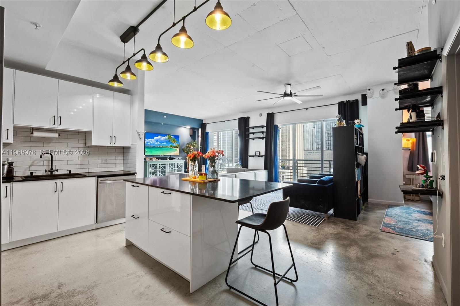 133 NE 2nd Ave #1606, Miami FL 33132