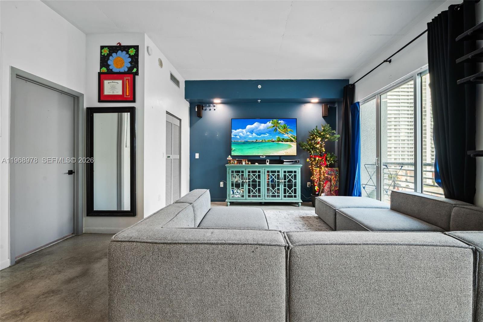 133 NE 2nd Ave #1606, Miami FL 33132