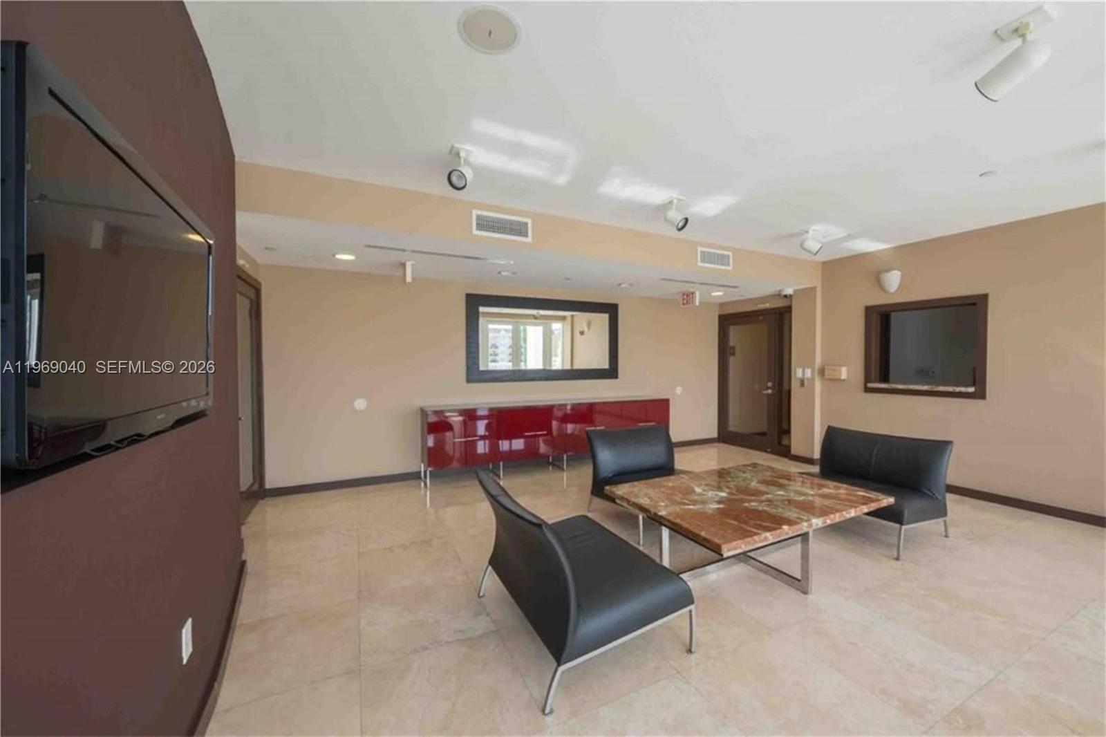 10 Aragon Ave #1119, Coral Gables FL 33134