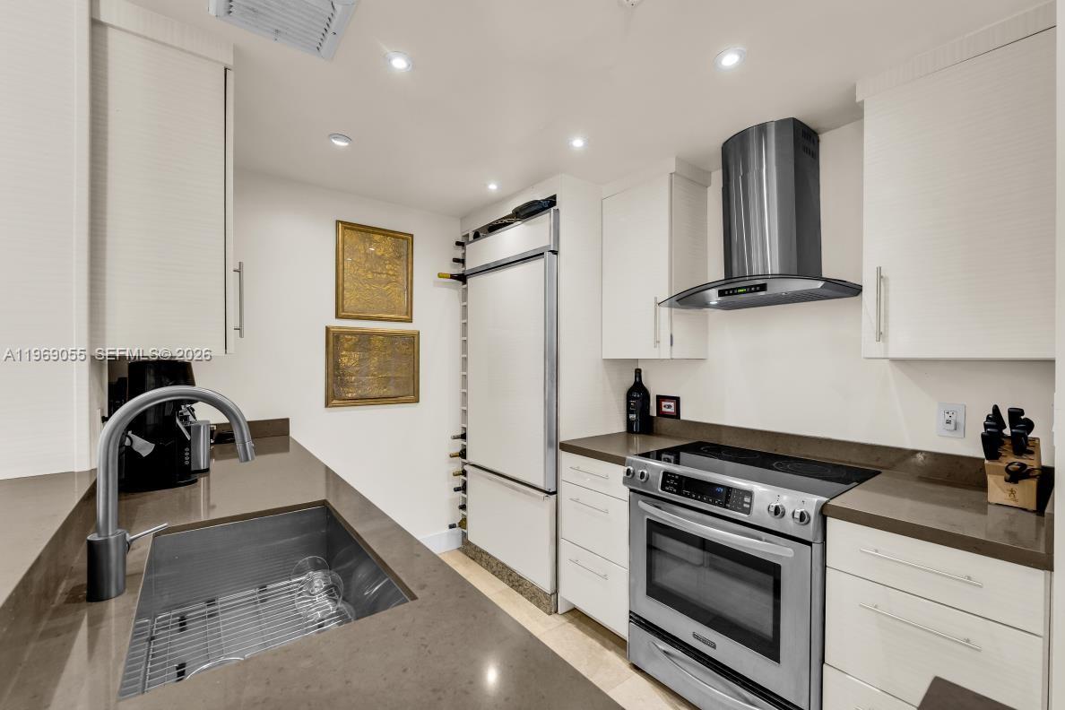 10275 Collins Ave #102, Bal Harbour FL 33154