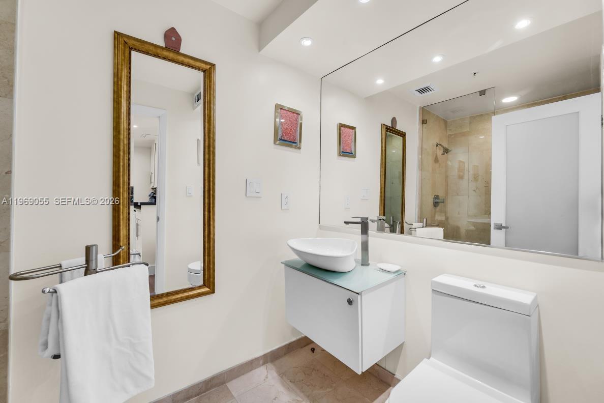 10275 Collins Ave #102, Bal Harbour FL 33154