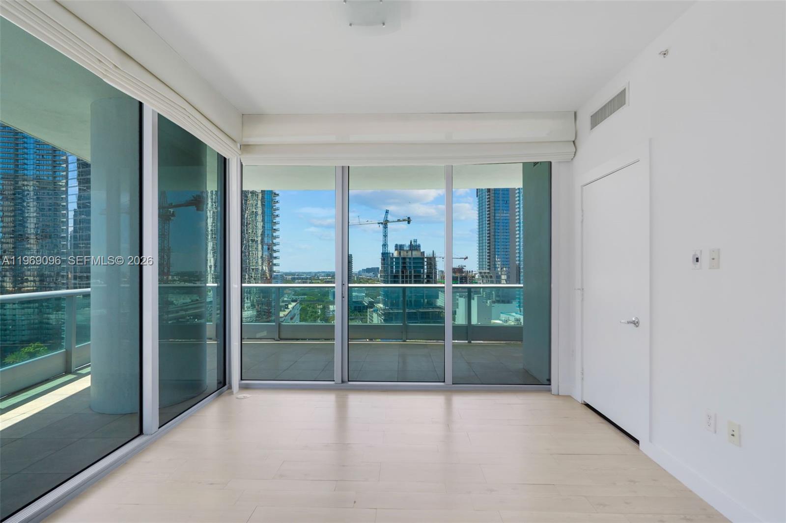 900 Biscayne Blvd #2401, Miami FL 33132