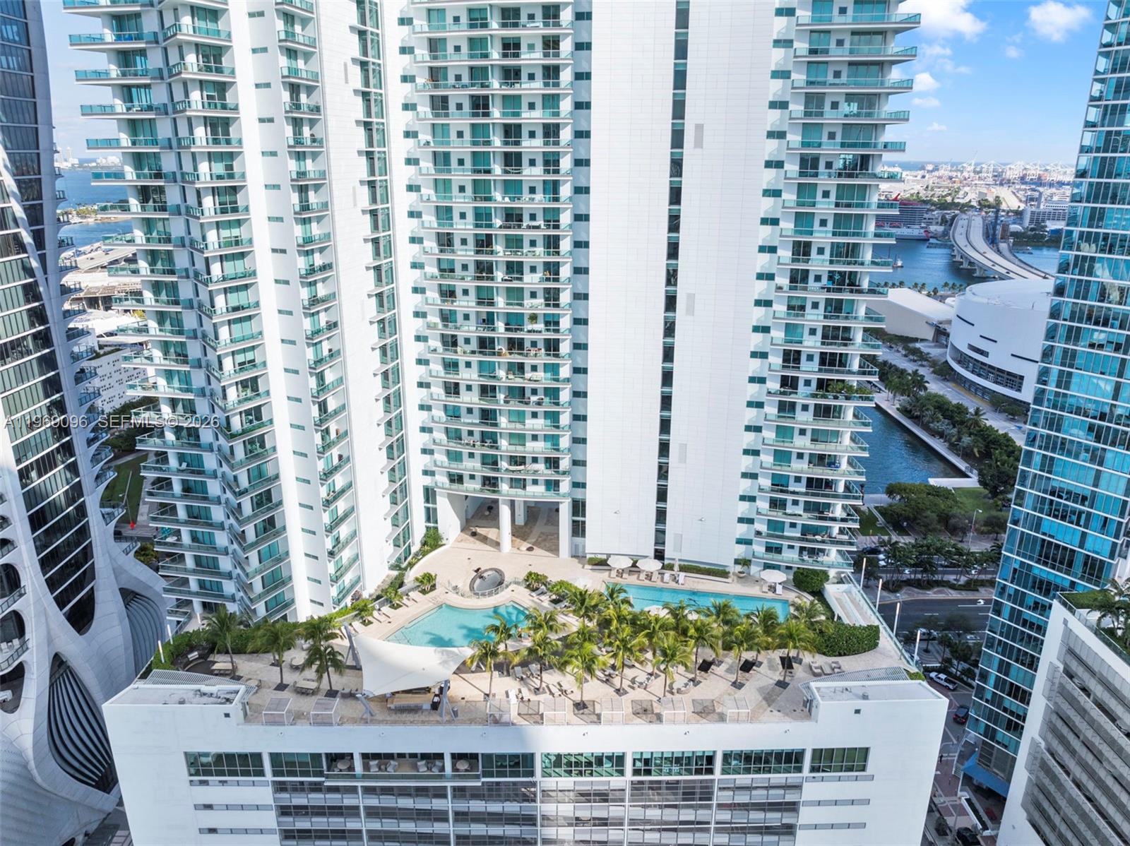 900 Biscayne Blvd #2401, Miami FL 33132