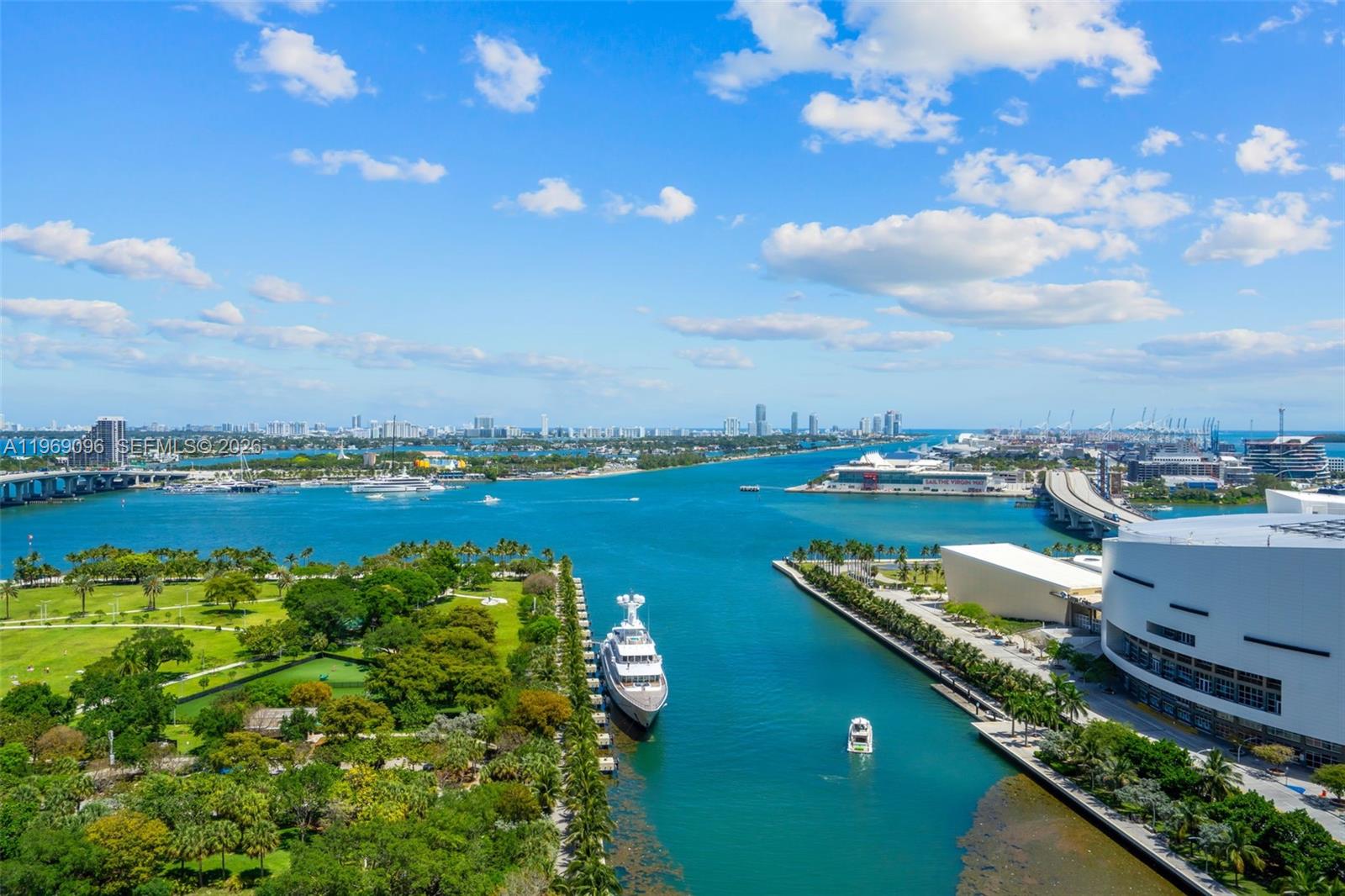 900 Biscayne Blvd #2401, Miami FL 33132