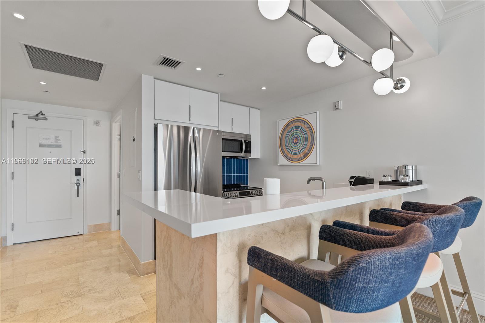 4401 Collins Ave #1706, Miami Beach FL 33140