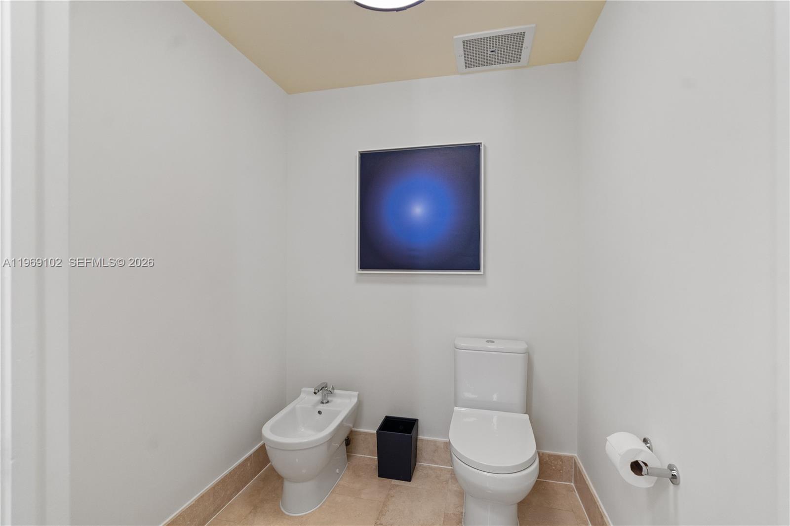 4401 Collins Ave #1706, Miami Beach FL 33140