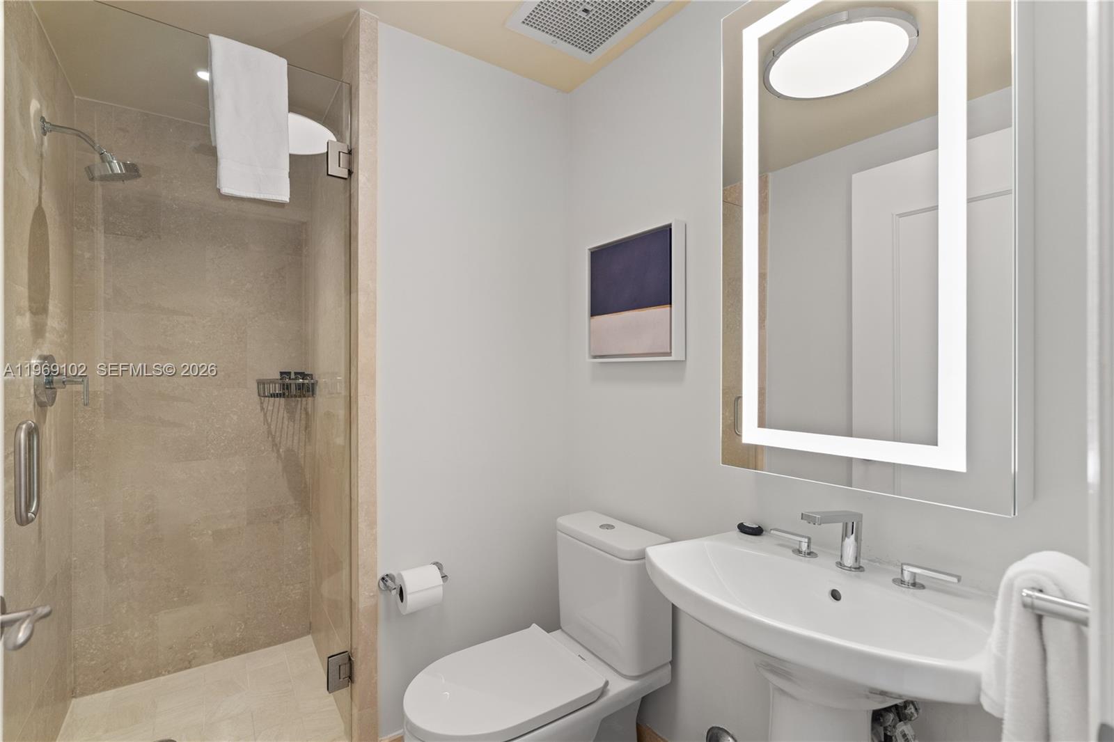 4401 Collins Ave #1706, Miami Beach FL 33140
