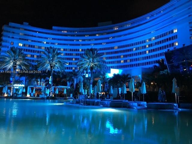 4401 Collins Ave #1706, Miami Beach FL 33140