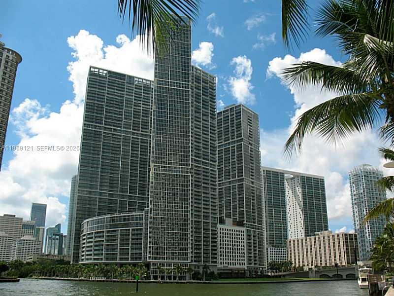 485 Brickell Ave #2206, Miami FL 33131