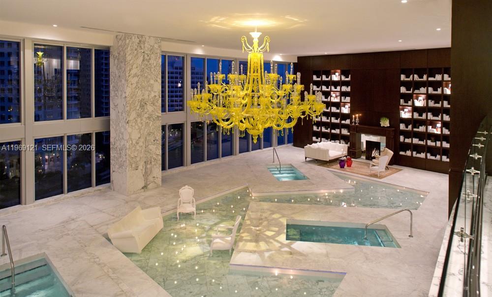 485 Brickell Ave #2206, Miami FL 33131