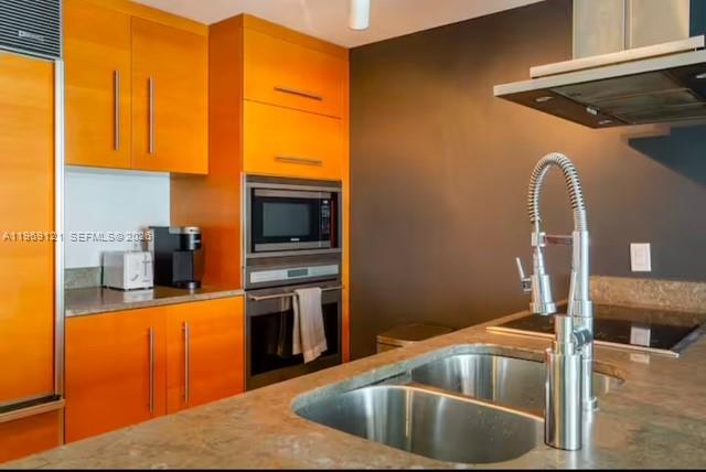 485 Brickell Ave #2206, Miami FL 33131