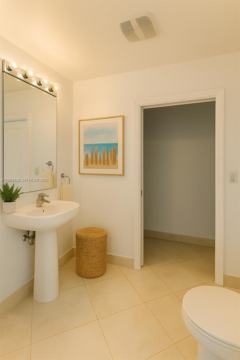 1900 N Bayshore Dr #3218, Miami FL 33132