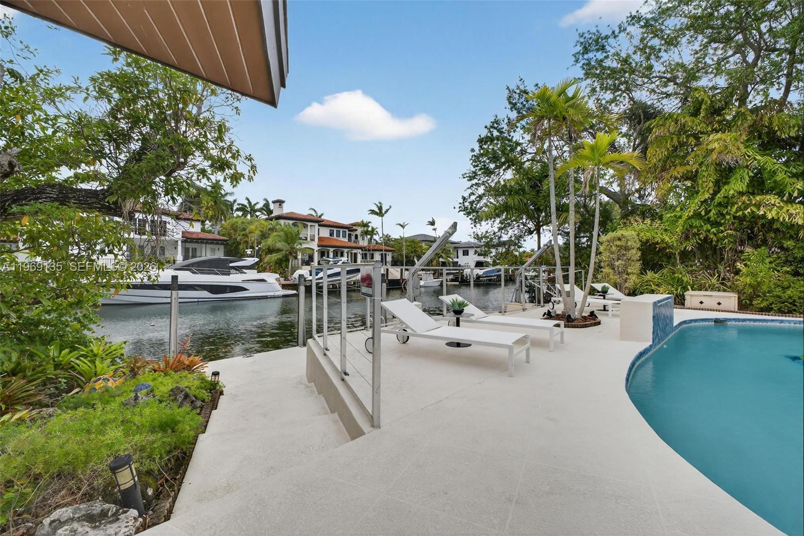 13060 Lerida St, Coral Gables FL 33156