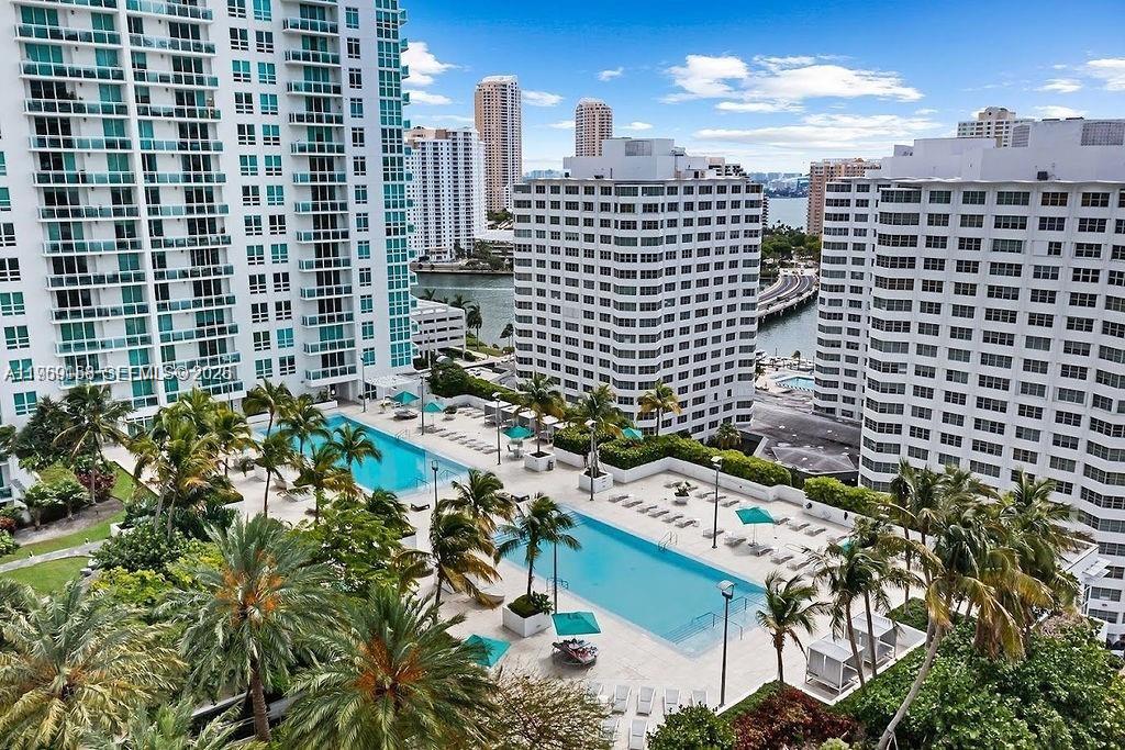 950 Brickell Bay Dr #3605, Miami FL 33131