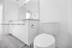 950 Brickell Bay Dr #3605, Miami FL 33131