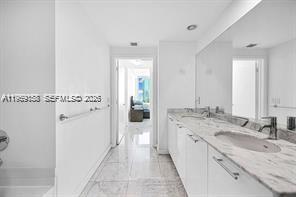 950 Brickell Bay Dr #3605, Miami FL 33131