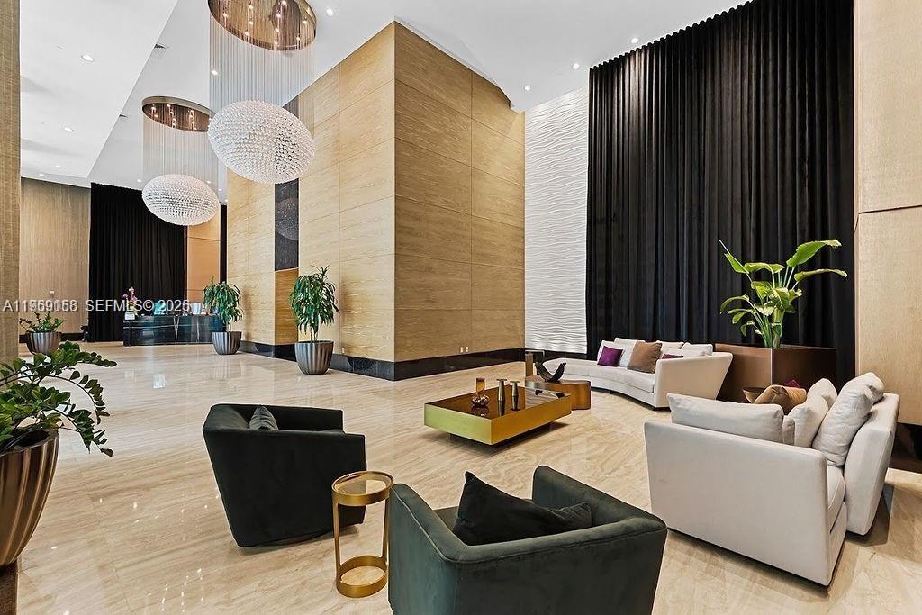 950 Brickell Bay Dr #3605, Miami FL 33131