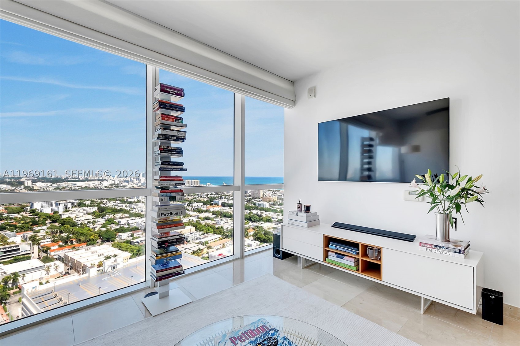 450 Alton Rd #3208, Miami Beach FL 33139