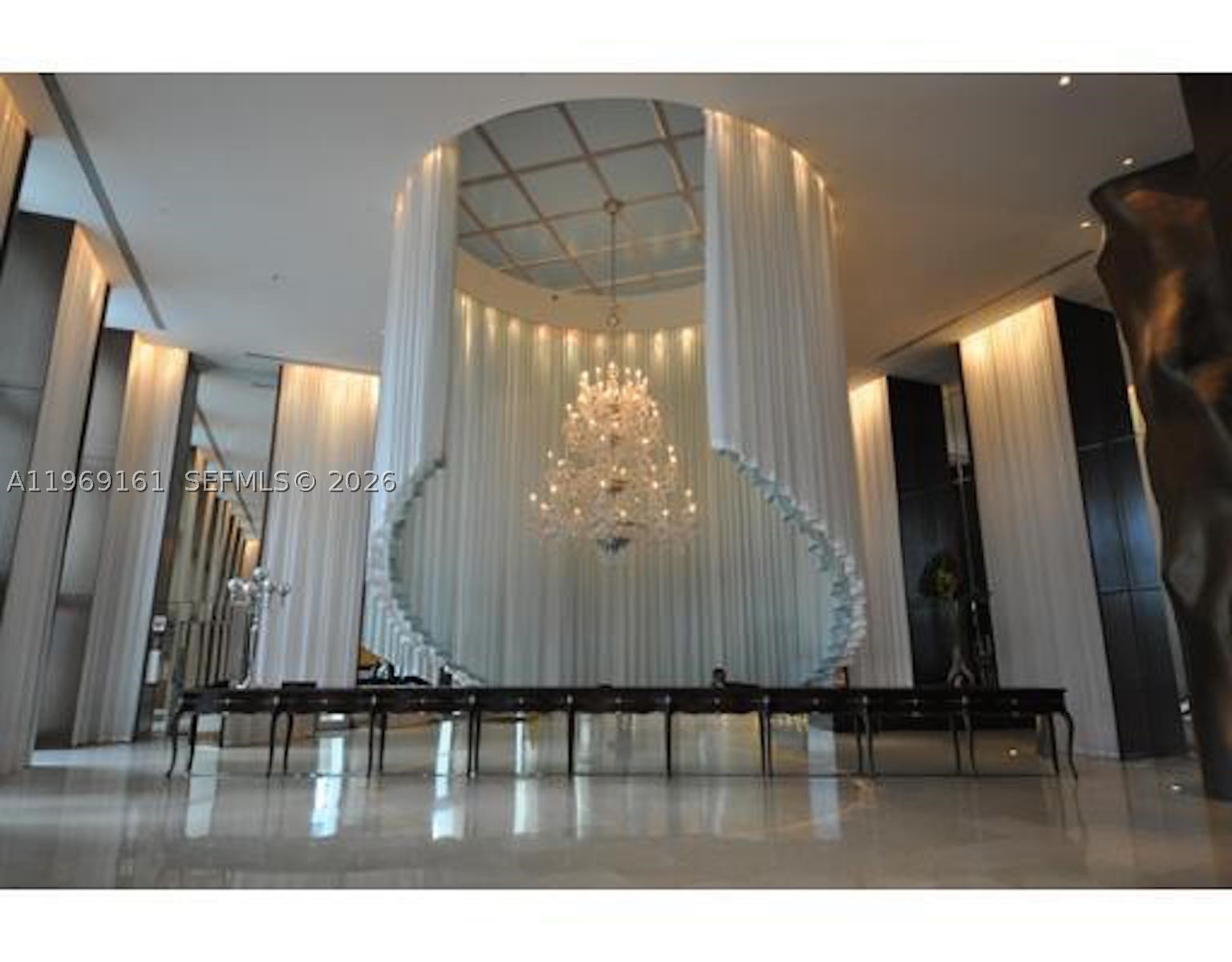 450 Alton Rd #3208, Miami Beach FL 33139